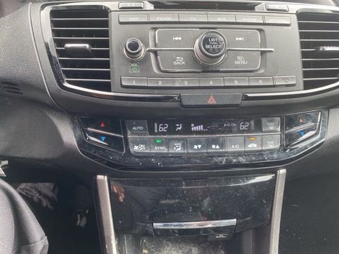 Used 2017 Honda Accord Sport image 26