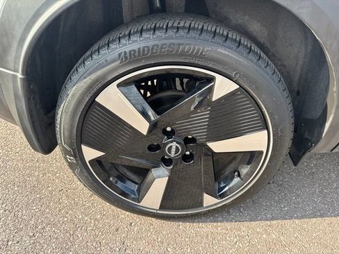 Certified 2025 Nissan Kicks SR AWD/4WD image 33