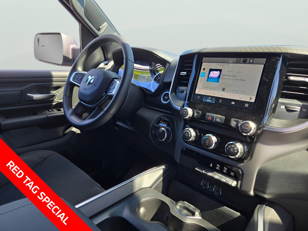 New 2026 RAM 1500 Express AWD/4WD image 14