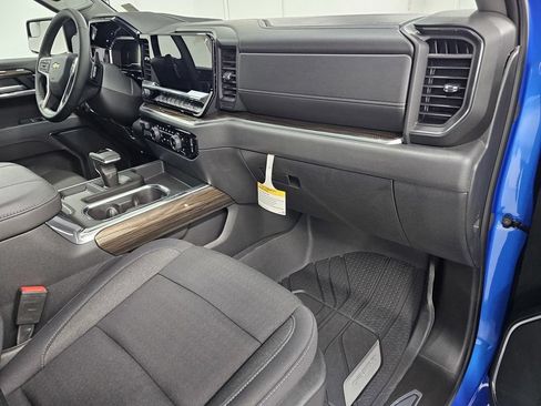 Used 2025 Chevrolet Silverado 1500 LT w/ Protection Package AWD/4WD image 15