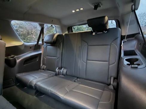 Used 2017 Chevrolet Suburban LT AWD/4WD image 9