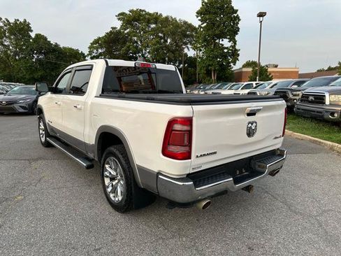 Used 2019 RAM 1500 Laramie AWD/4WD image 7