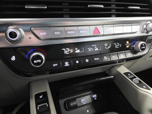 Used 2021 Kia Telluride EX image 23