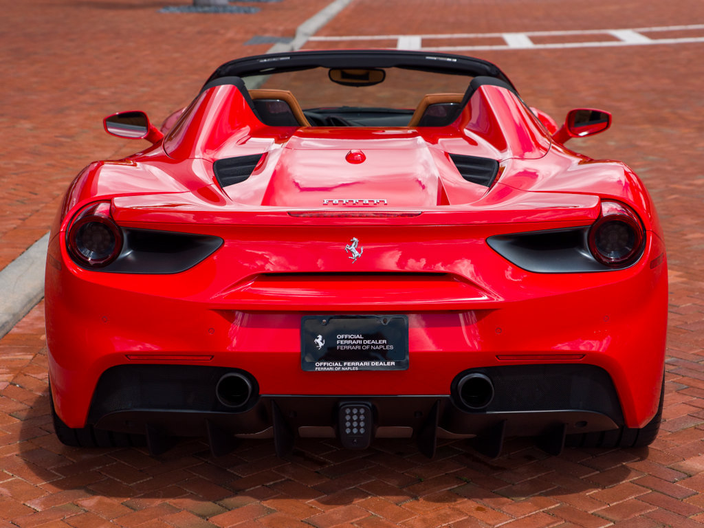 Certified 2019 Ferrari 488 Spider RWD image 5