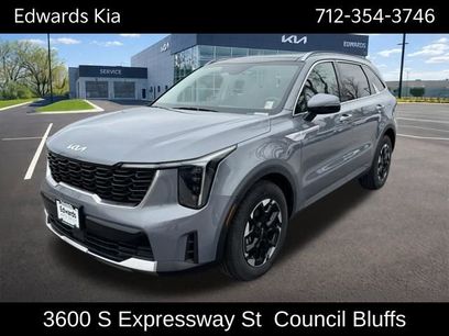 New 2025 Kia Sorento S w/ Panoramic Sunroof Package