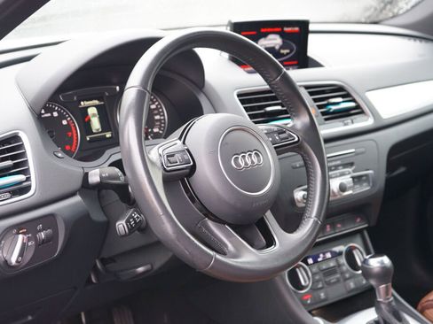 Used 2018 Audi Q3 2.0T Premium Plus w/ Premium Plus Package image 11