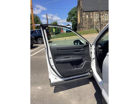 Used 2023 Honda CR-V EX image 16
