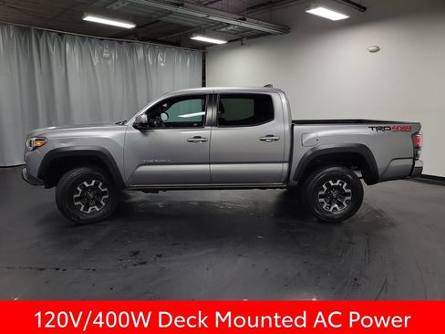 Used 2021 Toyota Tacoma TRD Off-Road AWD/4WD image 5