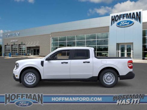 New 2025 Ford Maverick XL image 4