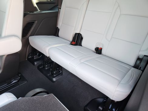 New 2026 Chevrolet Tahoe Premier image 23