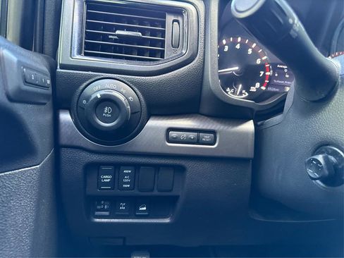 Used 2020 Nissan Titan PRO-4X w/ Pro-4x Convenience Package image 34