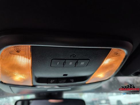 Used 2018 Jeep Grand Cherokee Laredo AWD/4WD image 26