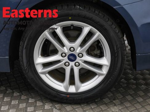 Used 2018 Ford Fusion SE image 33