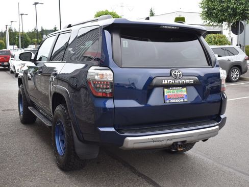 Certified 2021 Toyota 4Runner TRD Off-Road Premium w/ Moonroof Package AWD/4WD image 7