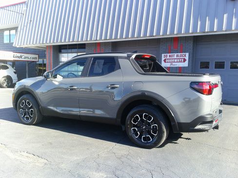 Used 2022 Hyundai Santa Cruz SEL Premium image 5