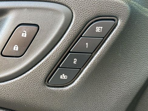 Certified 2023 Buick Encore GX Essence w/ Experience Buick Package image 22