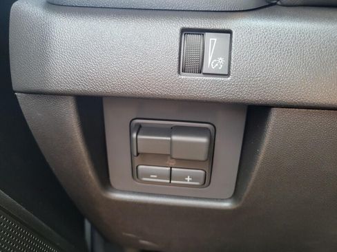New 2026 GMC Canyon Elevation w/ Convenience Package RWD image 20