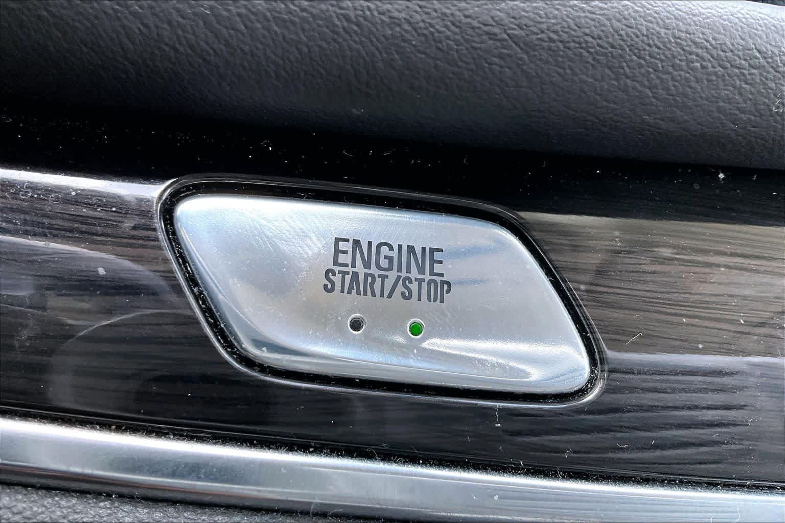 Used 2023 Buick Enclave Essence FWD image 67