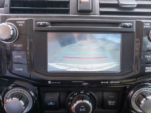 Used 2018 Toyota 4Runner TRD Off-Road Premium AWD/4WD image 24