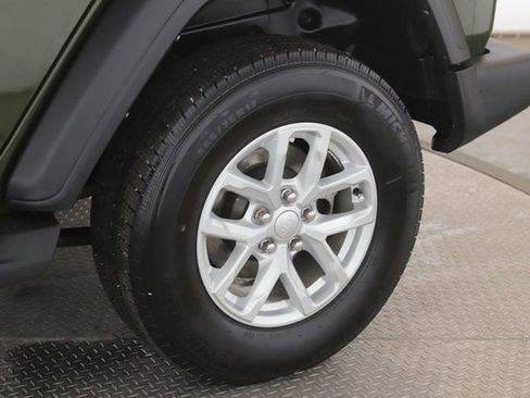 Used 2023 Jeep Wrangler Sport S image 14