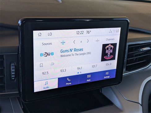 Used 2023 Ford Explorer XLT w/ Equipment Group 202A image 17