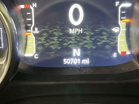Used 2022 Jeep Wrangler Unlimited Sport AWD/4WD image 12
