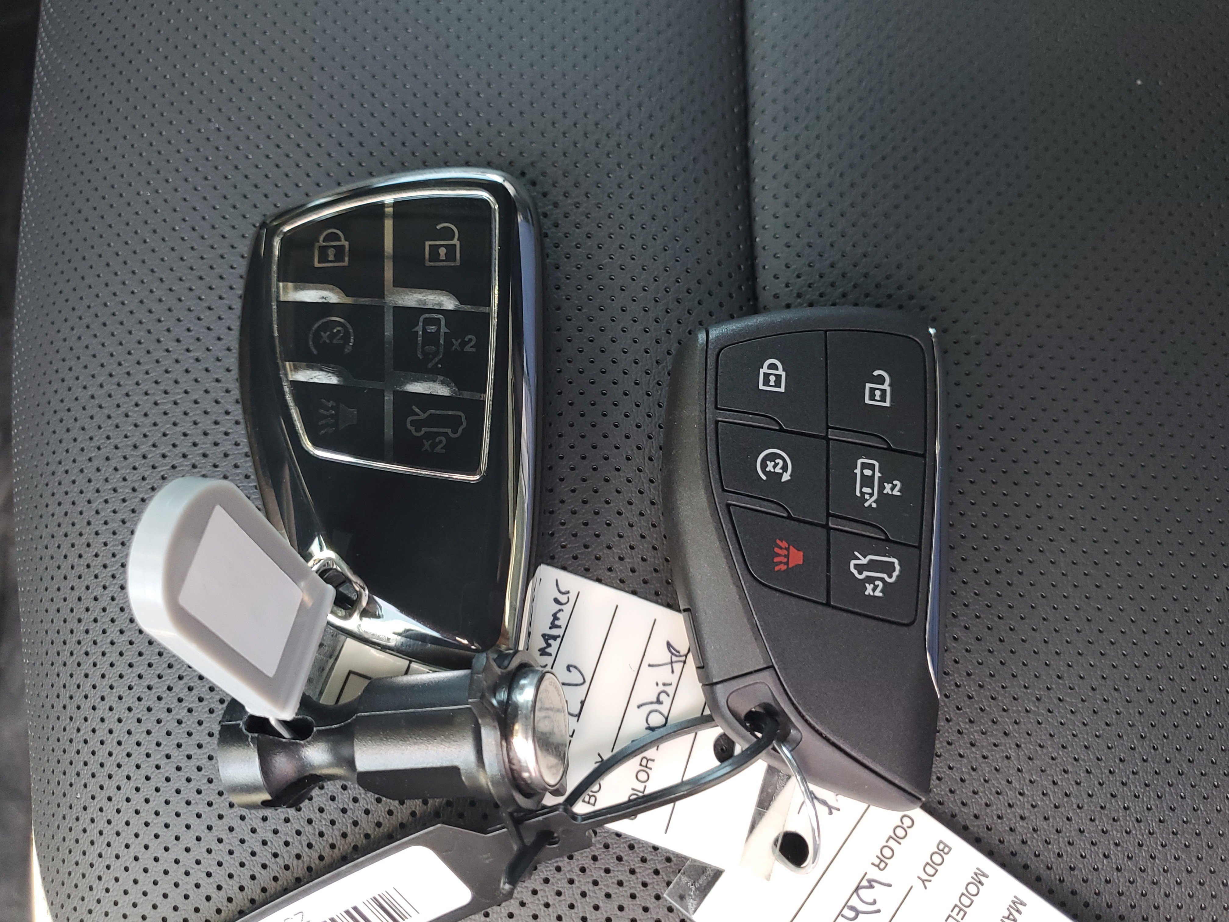 Used 2025 GMC Hummer EV 2X AWD/4WD image 38