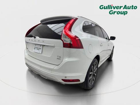 Used 2017 Volvo XC60 T6 Dynamic w/ Preferred Option Package image 8