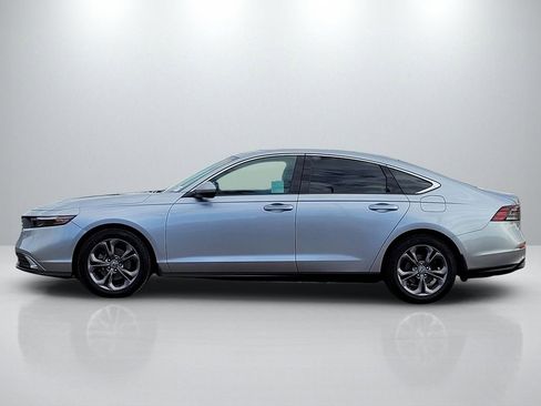 Used 2023 Honda Accord EX image 7