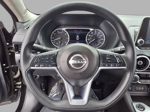 Used 2024 Nissan Sentra SV FWD image 15