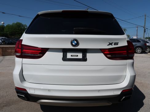 Used 2018 BMW X5 sDrive35i RWD image 10
