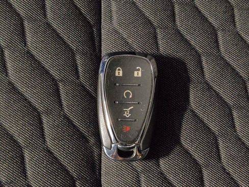 Used 2019 Chevrolet Equinox LT FWD image 32