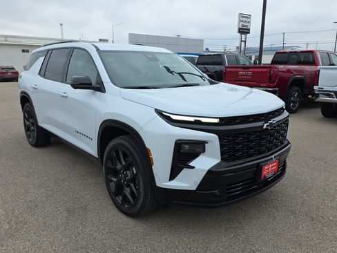 New 2026 Chevrolet Traverse RS image 2