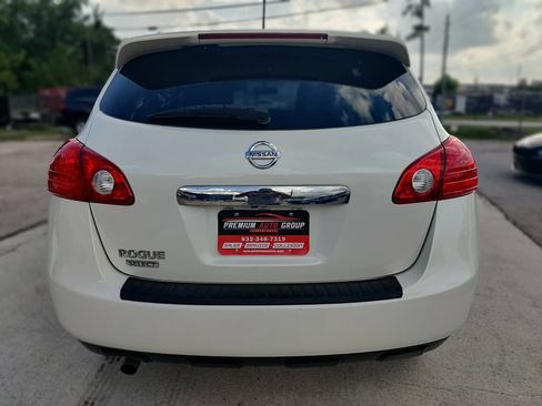 Used 2015 Nissan Rogue S w/ Convenience Package FWD image 5