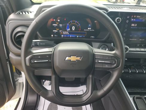 Used 2026 Chevrolet Colorado W/T RWD image 21