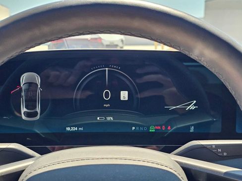 Used 2025 Lucid Air Touring AWD/4WD image 23