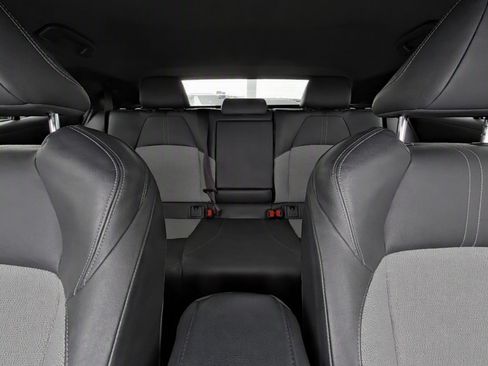 Used 2019 Toyota Corolla XSE FWD image 16
