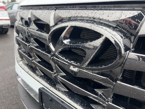 Used 2023 Hyundai Tucson Limited image 32