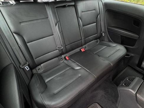 Used 2015 Volkswagen Golf S FWD image 24
