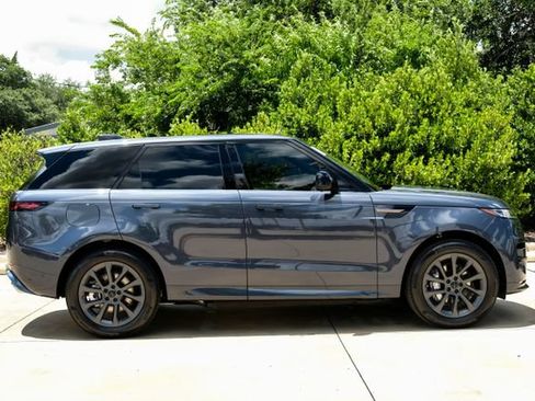 New 2026 Land Rover Range Rover Sport Dynamic SE AWD/4WD image 8