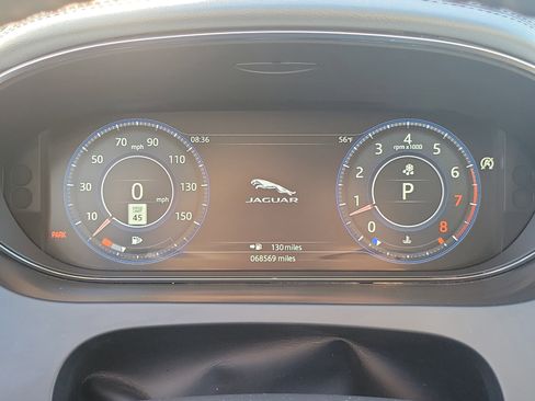 Used 2018 Jaguar E-PACE SE image 29