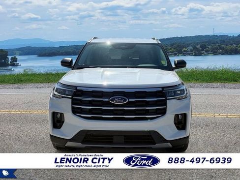 New 2026 Ford Explorer Active w/ Active Comfort Package RWD image 8
