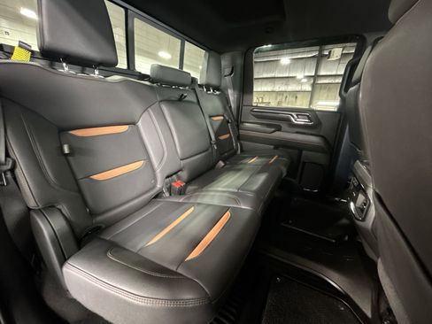 Used 2024 GMC Sierra 2500 AT4 w/ AT4 Premium Plus Package image 28