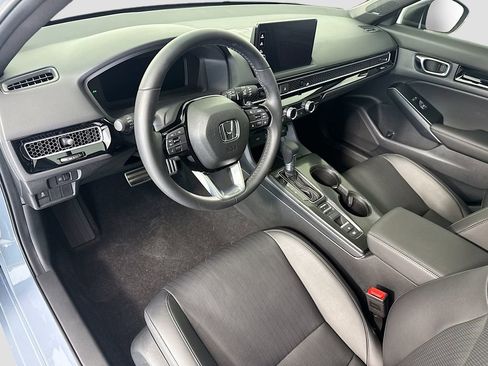 Certified 2025 Honda Civic Sport Touring image 9