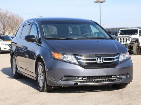 Used 2016 Honda Odyssey LX image 4