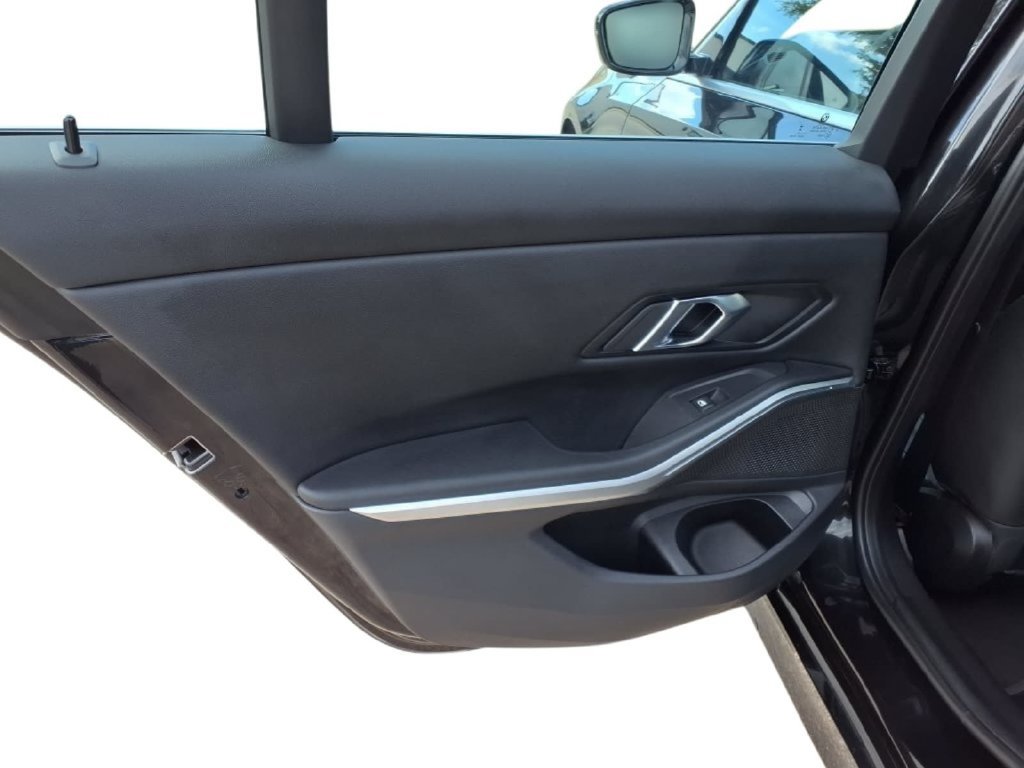 Used 2024 BMW 330i Sedan RWD image 29