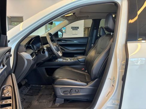 Used 2023 INFINITI QX60 Pure AWD/4WD image 14
