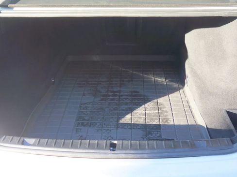 Used 2016 BMW 750i xDrive 750i xDrive Sedan 4D image 5