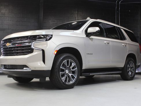 Used 2021 Chevrolet Tahoe LT w/ LT Signature Package image 74