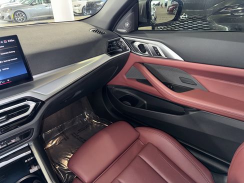 Used 2024 BMW 430i Convertible w/ Premium Package image 25